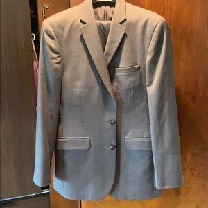 100% Wool Claiborne 2 Piece Suit
